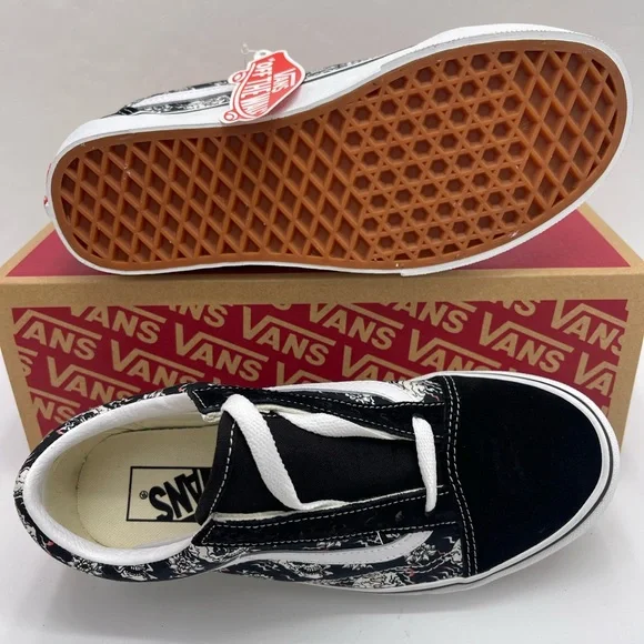 Vans Men’s Old Skool (Flash Skulls)Multi/True White Sneakers
VN0A38G118C - Picture 4 of 16